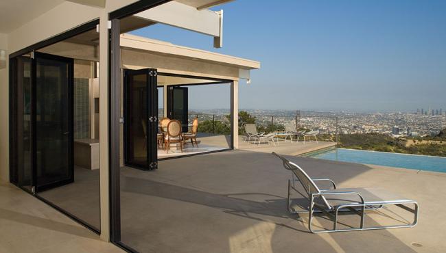 Lanai Folding Doors in Los Angeles moved by Centor E3 Hardware